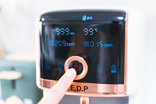 净化、即热、杀菌，居家必备喝水好物——宜盾普台式净饮机深度测评